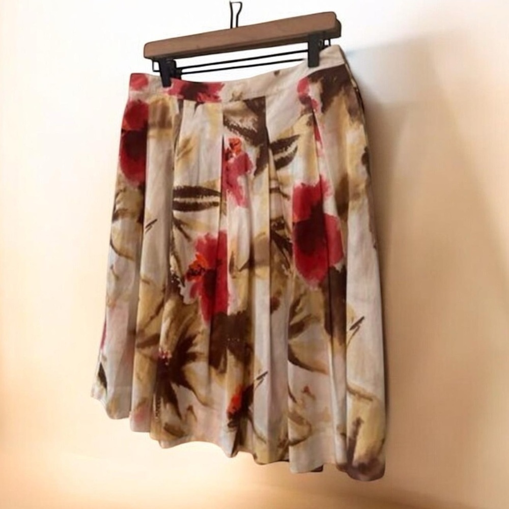 Talbots Watercolor A Line Pleated Skirt Red Size 8